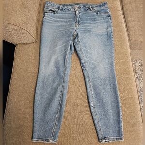 Old Navy High Rise Rockstar Super Skinny Light Wash Denim Jeans Size 20